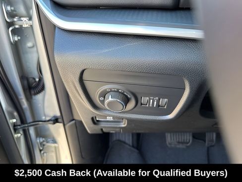 New 2025 Jeep Grand Cherokee L Laredo w/ Luxury Tech Group I RWD image 32