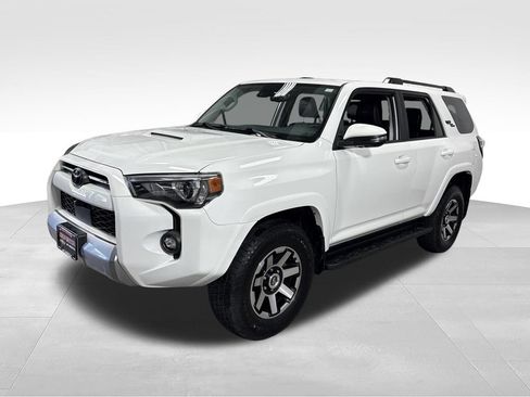 Used 2022 Toyota 4Runner TRD Off-Road Premium AWD/4WD image 4