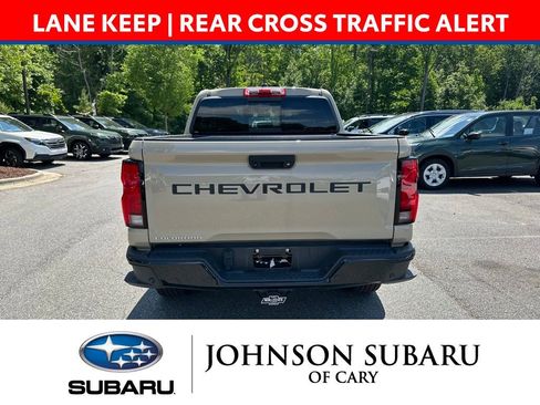 Used 2024 Chevrolet Colorado Z71 w/ Z71 Convenience Package 2 AWD/4WD image 4