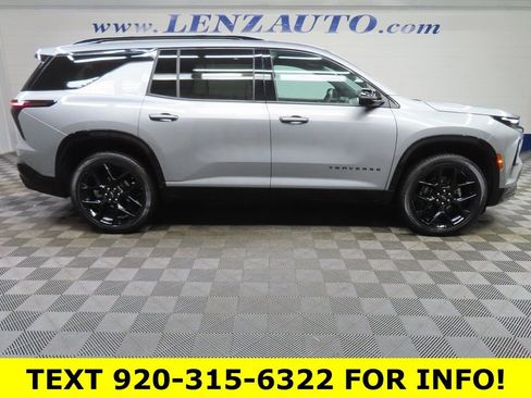 Used 2024 Chevrolet Traverse RS w/ LPO, Floor Liner Package image 2