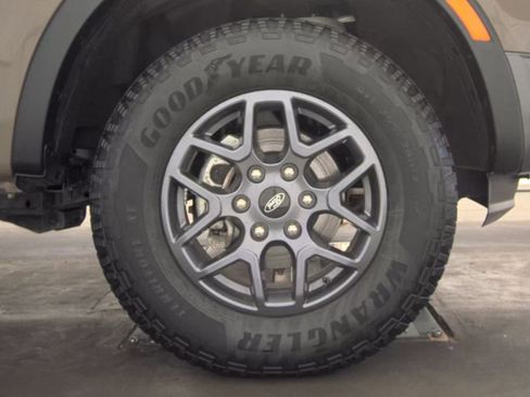 Used 2025 Ford Ranger XLT AWD/4WD image 15