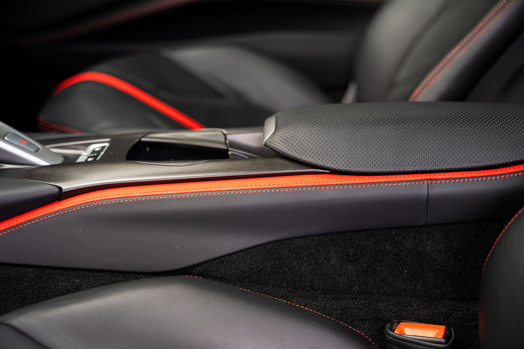 Used 2020 Ferrari 812 Superfast RWD image 11