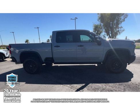 Certified 2024 Chevrolet Silverado 2500 ZR2 w/ Technology Package AWD/4WD image 3