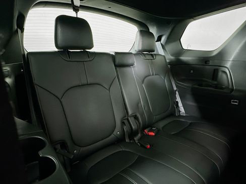 Used 2023 Honda Pilot TrailSport image 26