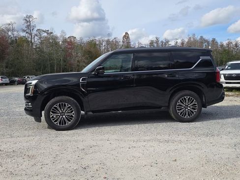 New 2026 Nissan Armada SL w/ Captain's Chari Seat Package AWD/4WD image 5