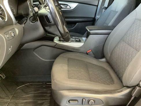 Used 2020 Chevrolet Blazer LT image 7