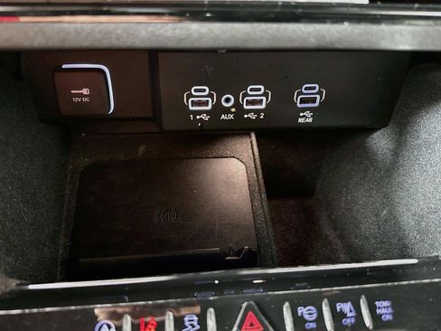 Used 2022 Jeep Wagoneer Series I w/ Convenience Group I RWD image 23