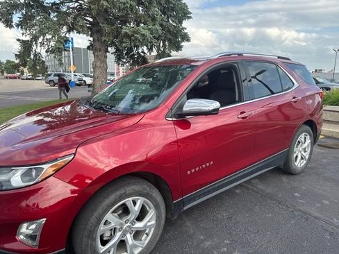 Used 2020 Chevrolet Equinox Premier AWD/4WD image 1