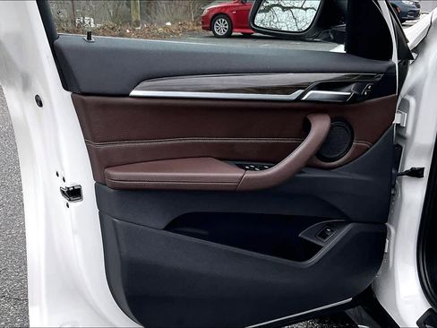 Used 2017 BMW X1 xDrive28i image 24