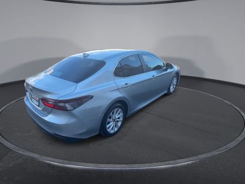 Used 2024 Toyota Camry LE w/ Convenience Package image 16