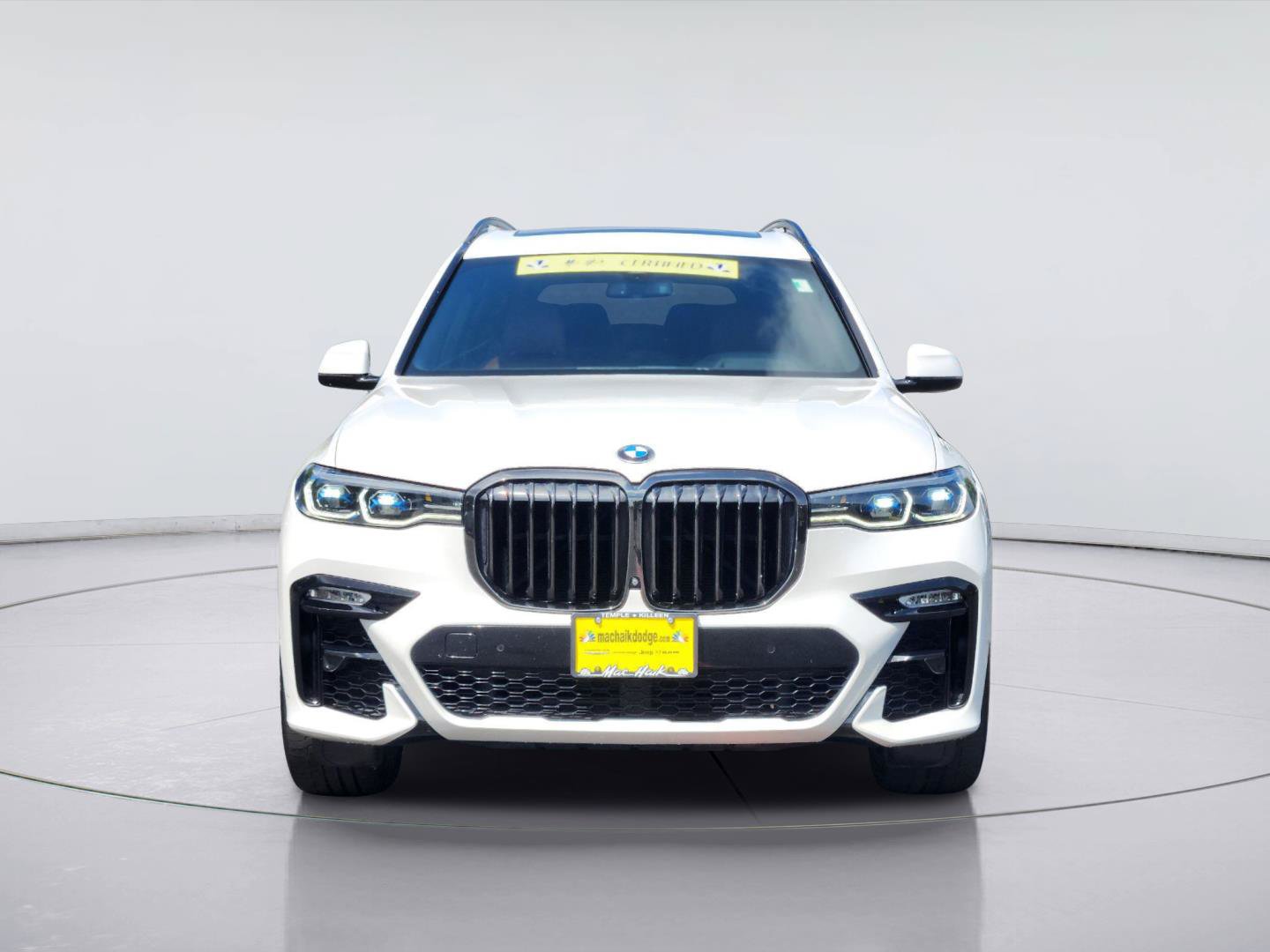 Used 2022 BMW X7 M50i w/ Executive Package AWD/4WD image 2