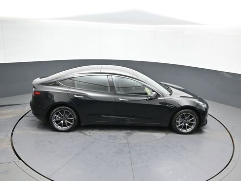 Used 2019 Tesla Model 3 Long Range image 37