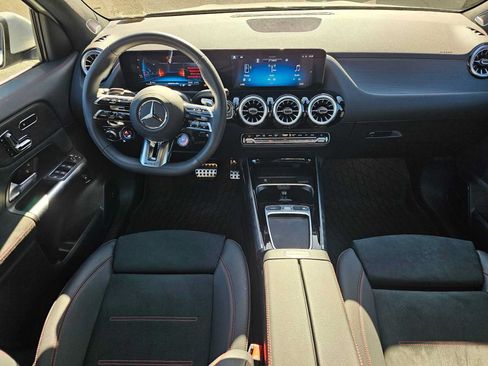 Used 2026 Mercedes-Benz GLA 35 AMG 4MATIC image 18