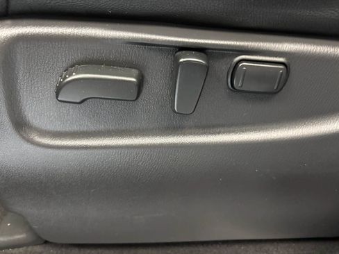 Used 2017 Nissan Armada SV w/ Driver Package RWD image 20