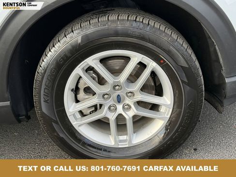 Used 2025 Ford Explorer Active AWD/4WD image 12