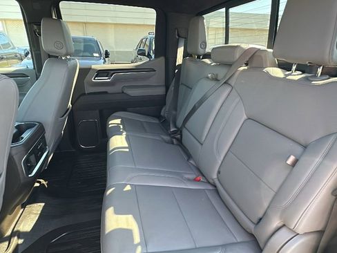 Certified 2025 GMC Sierra 1500 SLT w/ SLT Premium Plus Package image 13