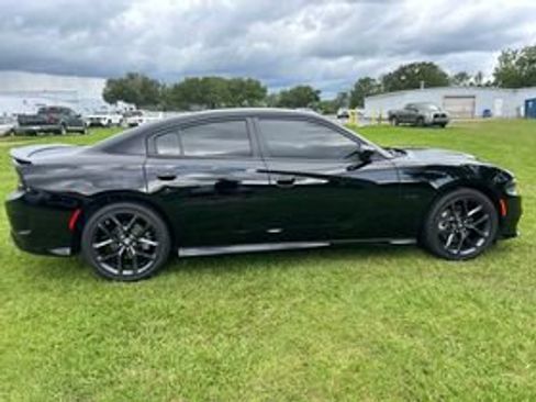 Used 2023 Dodge Charger R/T w/ Blacktop Package RWD image 4