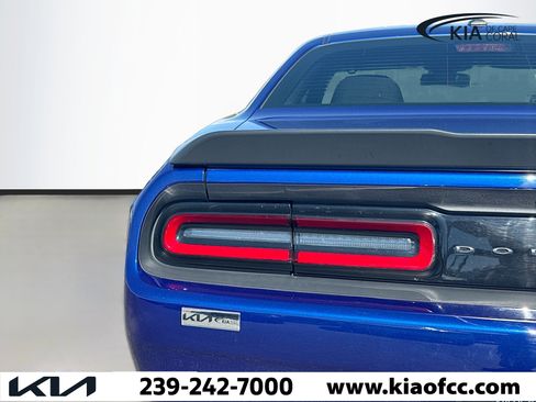 Used 2021 Dodge Challenger R/T w/ Blacktop Package image 10