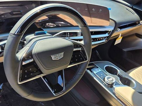 New 2026 Cadillac Lyriq Signature Luxury w/ Nappa Leather Package RWD image 15