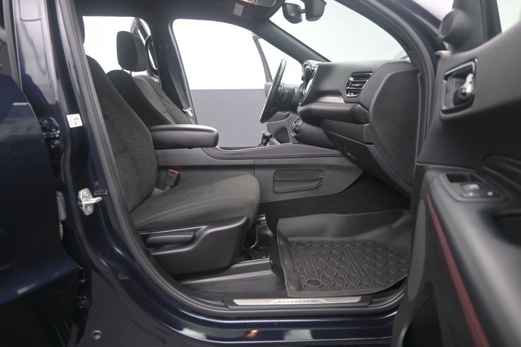 Used 2023 Dodge Durango R/T w/ Blacktop Package AWD/4WD image 23