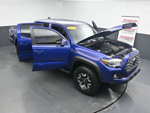Used 2023 Toyota Tacoma TRD Off-Road image 39