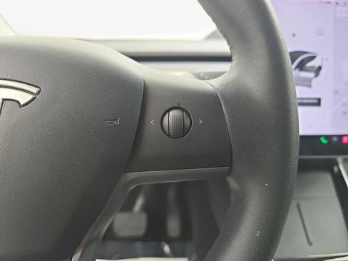 Used 2020 Tesla Model Y Long Range AWD/4WD image 15