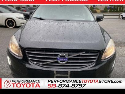 Used 2016 Volvo XC60 T5 Premier w/ Proximity Package
