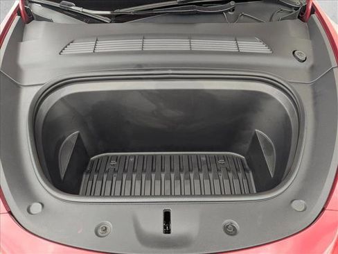 Used 2023 Tesla Model Y Long Range image 21