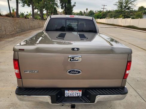 Used 2004 Ford F150 Lariat RWD image 4