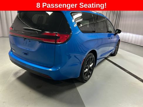 New 2026 Chrysler Pacifica Select w/ S Appearance Package FWD image 7