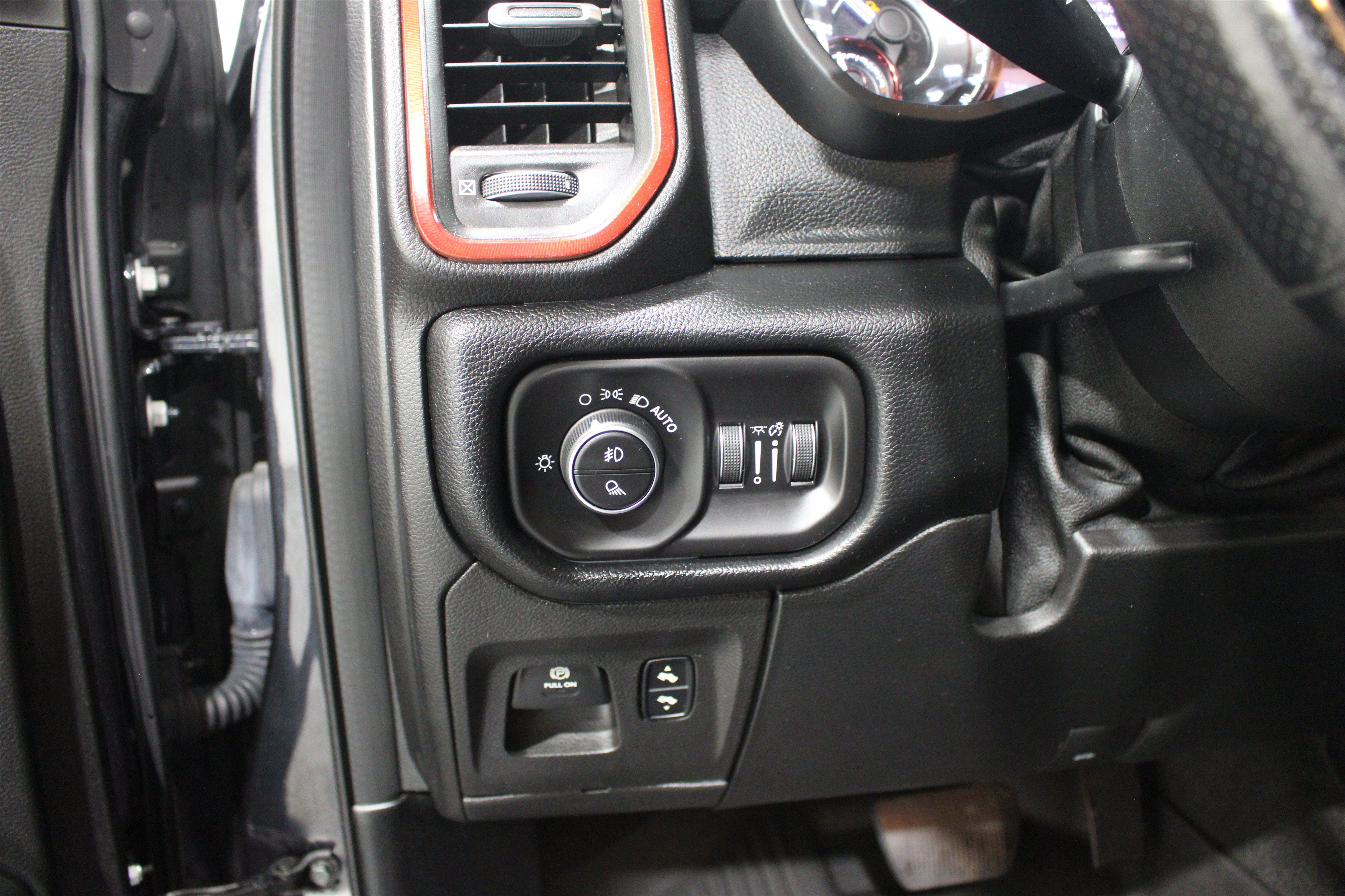 Used 2019 RAM 1500 Rebel w/ Rebel Level 1 Equipment Group AWD/4WD image 8