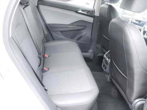 Certified 2023 Volkswagen Taos SE AWD/4WD image 29