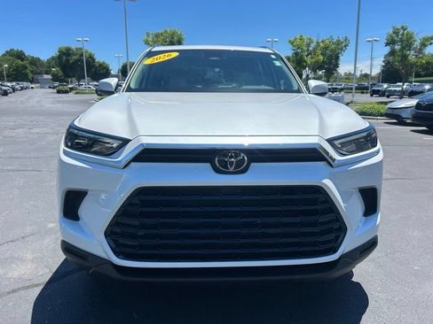 Used 2026 Toyota Grand Highlander AWD image 2