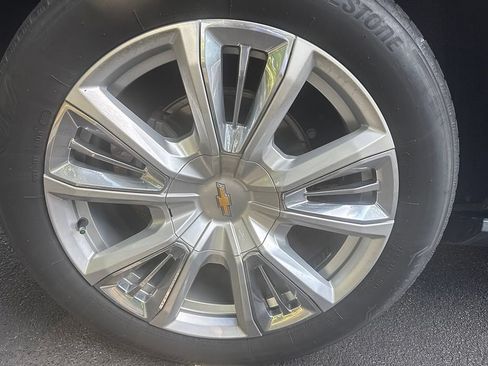 Used 2023 Chevrolet Tahoe High Country AWD/4WD image 7