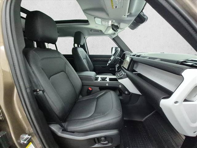 Certified 2025 Land Rover Defender 110 S AWD/4WD image 25