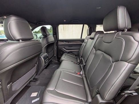 New 2025 Jeep Grand Cherokee L Limited w/ Black Appearance Package image 12