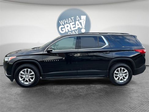 Used 2021 Chevrolet Traverse LT w/ LPO, Cargo Package image 7