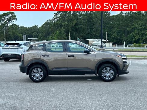 Used 2025 Nissan Kicks S FWD image 8