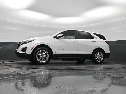 Used 2023 Chevrolet Equinox LT image 21