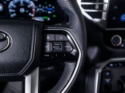 Used 2024 Toyota Sequoia Platinum image 30