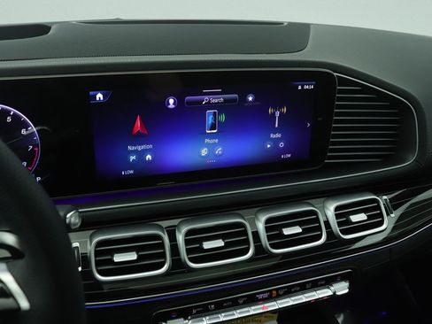 New 2026 Mercedes-Benz GLS 63 AMG 4MATIC image 5