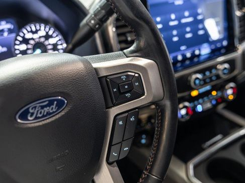 Used 2022 Ford F250 Platinum w/ FX4 Off-Road Package AWD/4WD image 39
