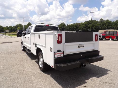 Used 2024 Ford F250 XL AWD/4WD image 5