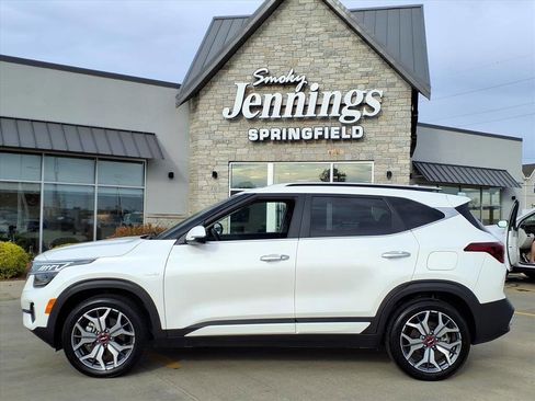 Used 2023 Kia Seltos SX image 2