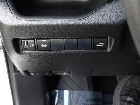 Used 2019 Toyota RAV4 XLE image 69