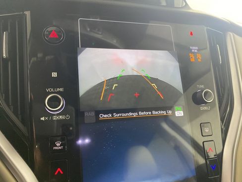 Certified 2025 Subaru Outback Limited image 17