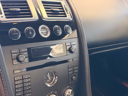 Used 2008 Aston Martin V8 Vantage Coupe RWD image 19