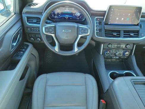 Used 2023 Chevrolet Tahoe Z71 w/ Luxury Package image 17