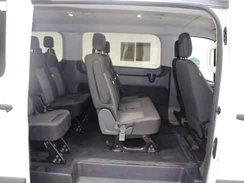 Used 2023 Ford Transit 350 XLT image 30