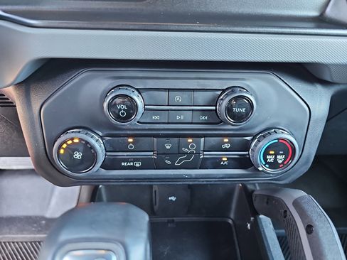 Used 2023 Ford Bronco Big Bend image 24